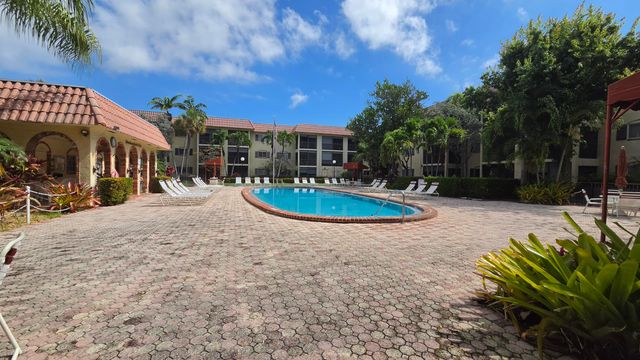 257 S Cypress Road 408, Pompano Beach, FL 33060