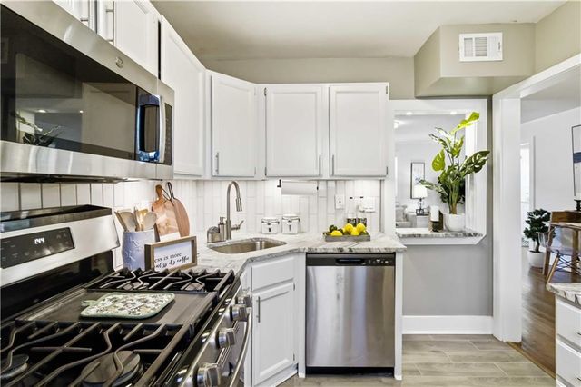 3660 Peachtree Road NE 3H, Atlanta, GA 30319