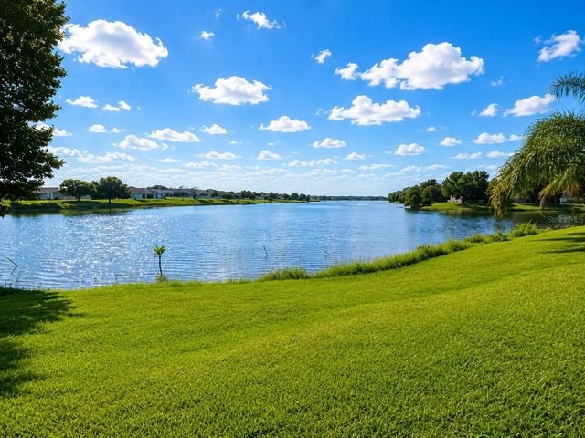 5689 ELSINORE WAY, Lakeland, FL 33805