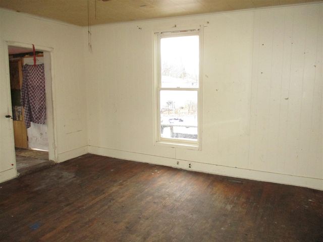 1915 River Street, Jackson, MI 49202