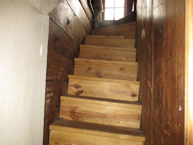 1915 River Street, Jackson, MI 49202