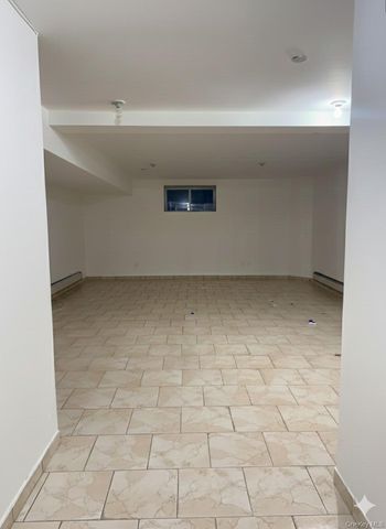 4033 191st Street Floor 1, Flushing, NY 11358