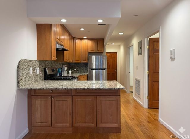 4033 191st Street Floor 1, Flushing, NY 11358