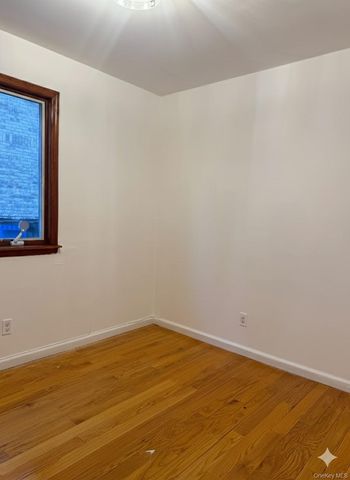 4033 191st Street Floor 1, Flushing, NY 11358