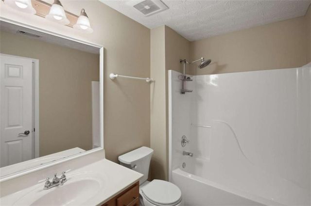 6799 Island Pointe Drive, Buford, GA 30518