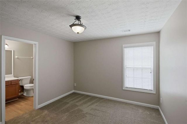 6799 Island Pointe Drive, Buford, GA 30518