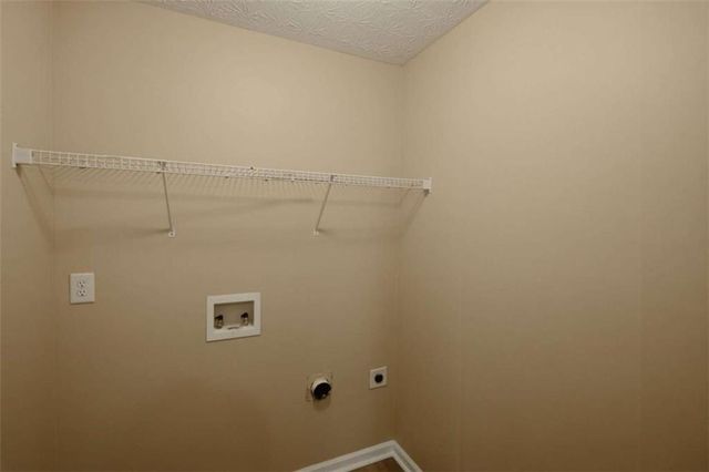 6799 Island Pointe Drive, Buford, GA 30518