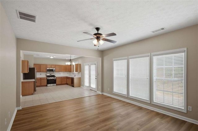 6799 Island Pointe Drive, Buford, GA 30518