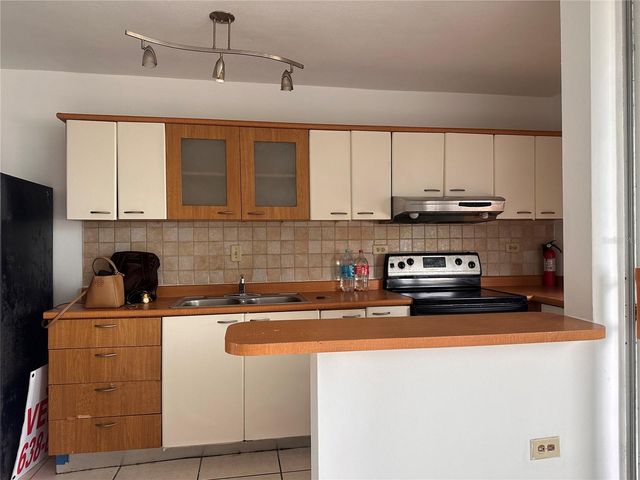 15301 CONDOMINIO EL MILENIO 151301, Carolina, PR 00983