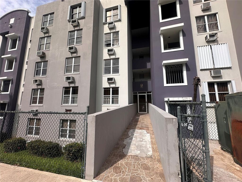 15301 CONDOMINIO EL MILENIO 151301, Carolina, PR 00983