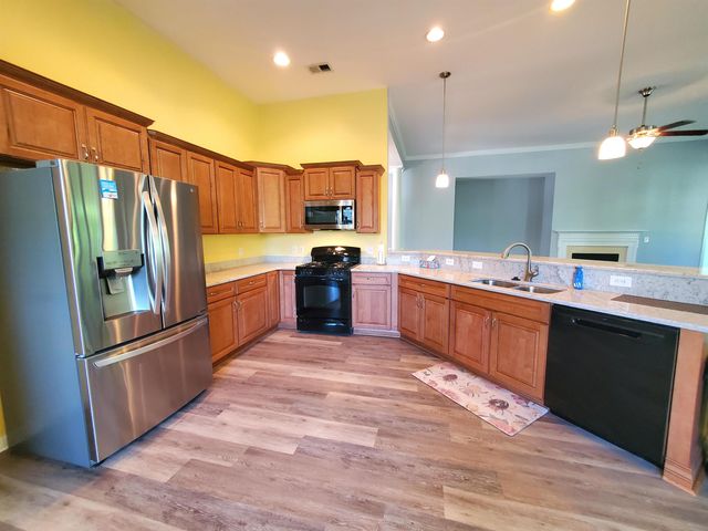 204 Chesterfield Ct., Surfside Beach, SC 29575
