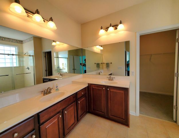 204 Chesterfield Ct., Surfside Beach, SC 29575