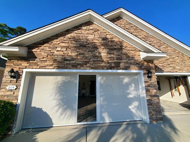 204 Chesterfield Ct., Surfside Beach, SC 29575