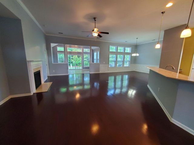 204 Chesterfield Ct., Surfside Beach, SC 29575
