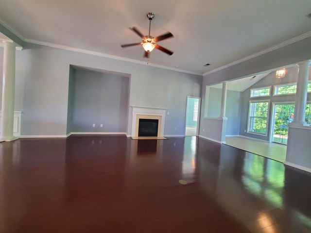 204 Chesterfield Ct., Surfside Beach, SC 29575