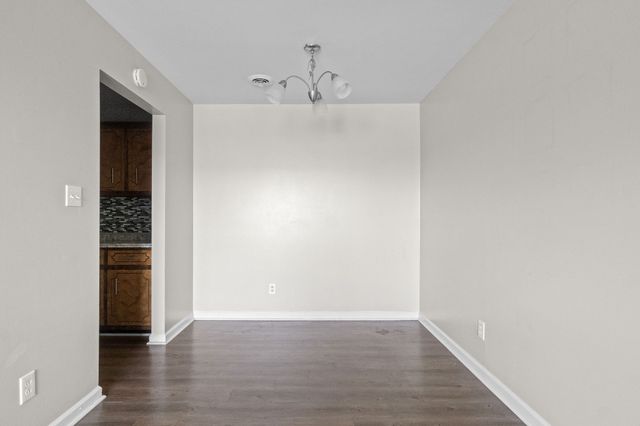 3855 Northeast Dr Apt A, Clarksville, TN 37040