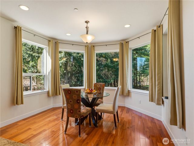 418 Shy Bear Road, Toutle, WA 98649