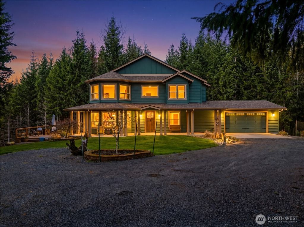 418 Shy Bear Road, Toutle, WA 98649