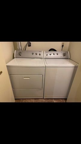 6 Post Oak Ln 8, Natick, MA 01760