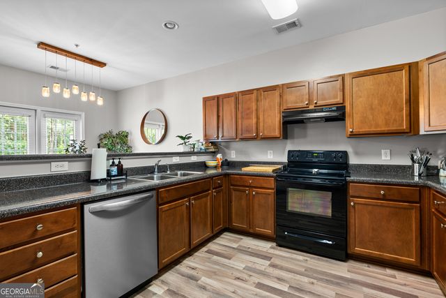 147 Granite Way, Newnan, GA 30265