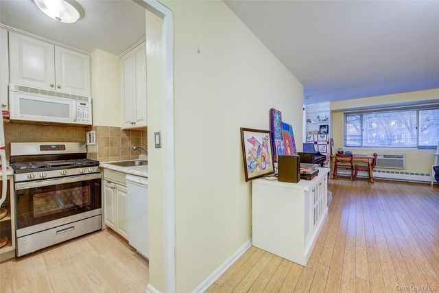 39-65 52nd Street 1A, Woodside, NY 11377