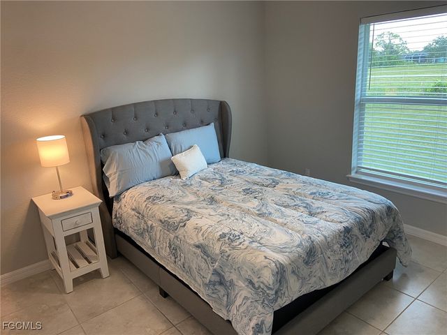 2837 NW 24th AVE, Cape Coral, FL 33993