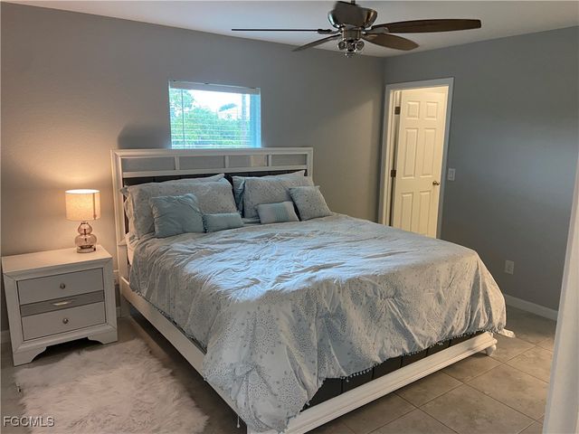 2837 NW 24th AVE, Cape Coral, FL 33993