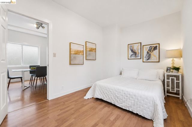 220 Marina Way, Richmond, CA 94801