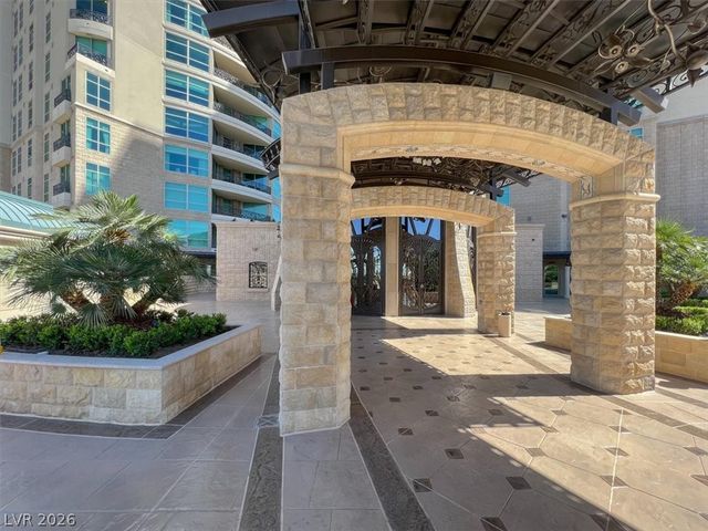 9101 Alta Drive 203, Las Vegas, NV 89145