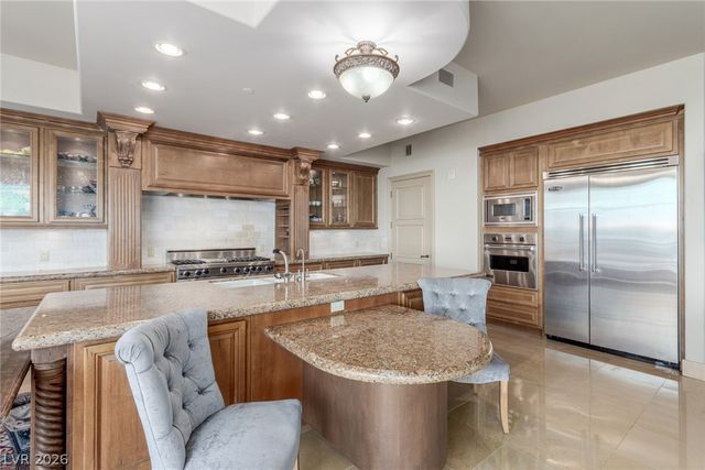 9101 Alta Drive 203, Las Vegas, NV 89145