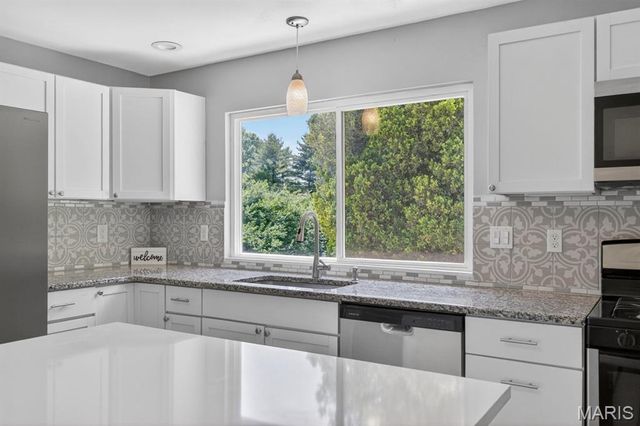 12700 Karenway, Unincorporated, MO 63146