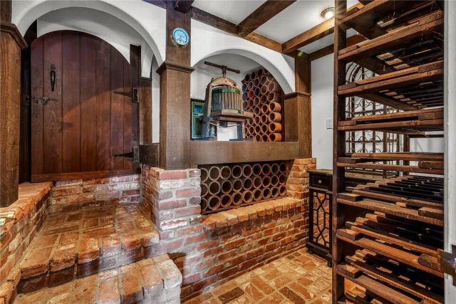 1613 Via Lazo, Palos Verdes Peninsula, CA 90274