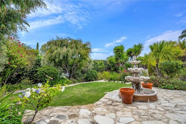 1613 Via Lazo, Palos Verdes Peninsula, CA 90274
