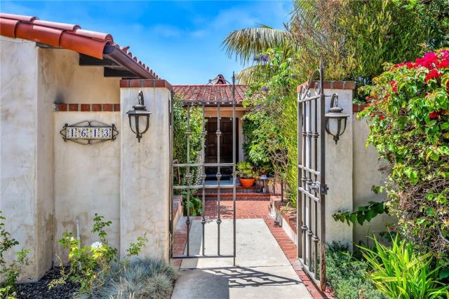 1613 Via Lazo, Palos Verdes Peninsula, CA 90274