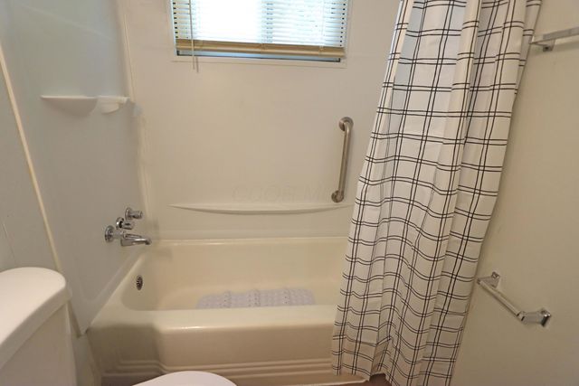 3018 Woodway Road, Columbus, OH 43207