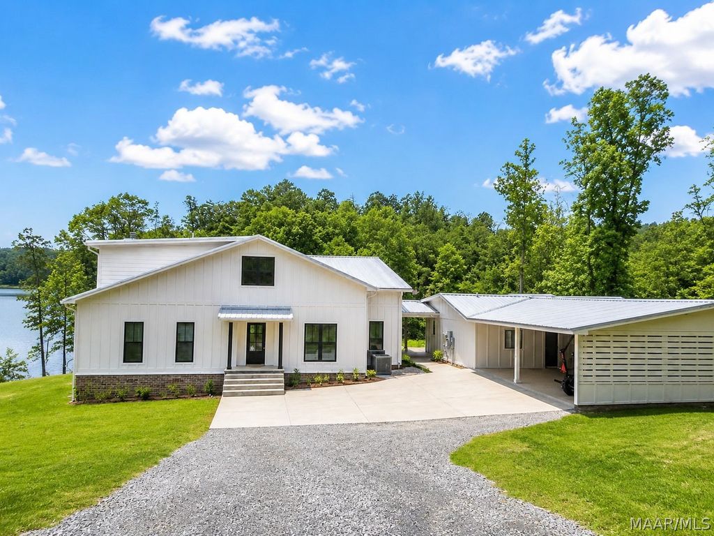 863 County Road 481 Road, Clanton, AL 35046