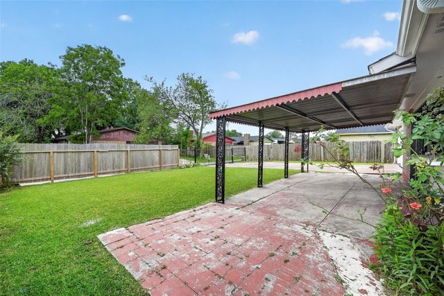 14650 Kemrock Drive, Houston, TX 77049