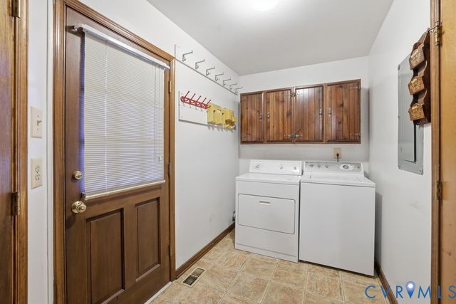 602 Dunkerry Ln, Sandston, VA 23150