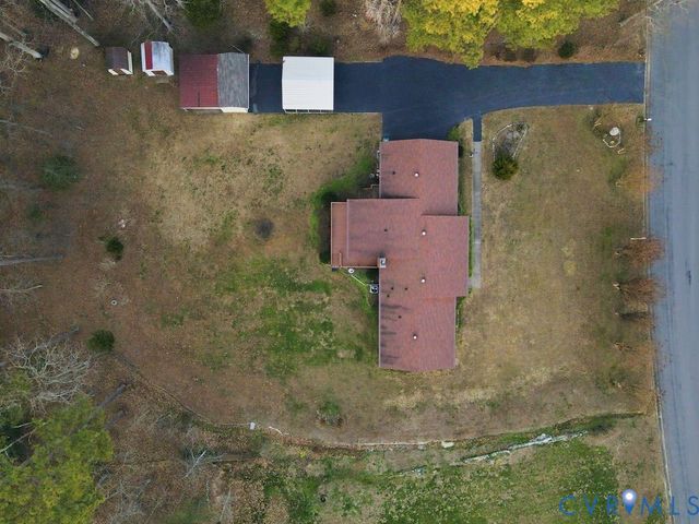 602 Dunkerry Ln, Sandston, VA 23150