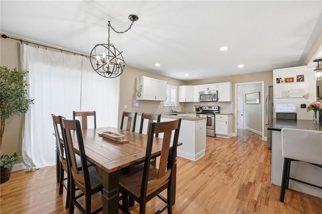 7624 Lamar Avenue, Prairie Village, KS 66208