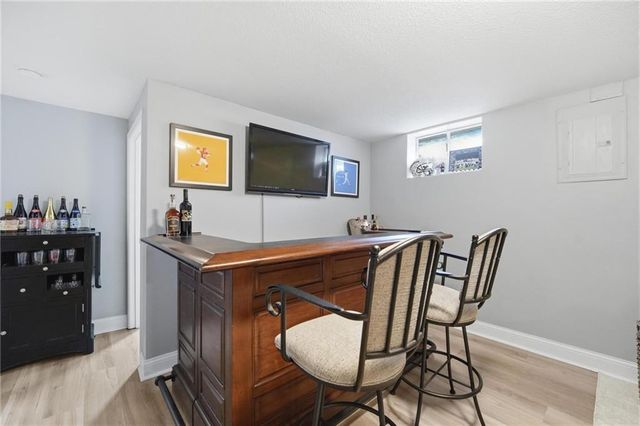7624 Lamar Avenue, Prairie Village, KS 66208