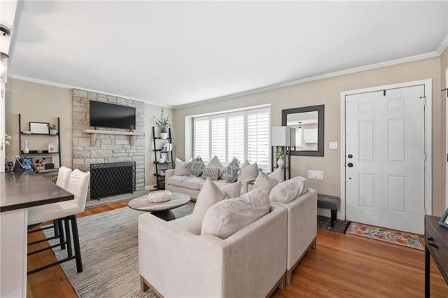 7624 Lamar Avenue, Prairie Village, KS 66208
