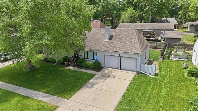 7624 Lamar Avenue, Prairie Village, KS 66208