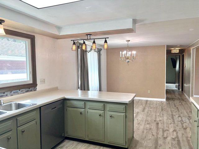 241 BUTTE DES MORTS DRIVE, Menasha, WI 54952