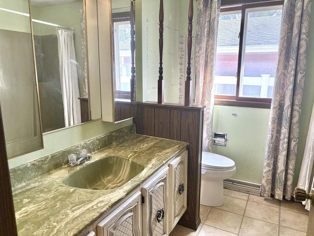 241 BUTTE DES MORTS DRIVE, Menasha, WI 54952