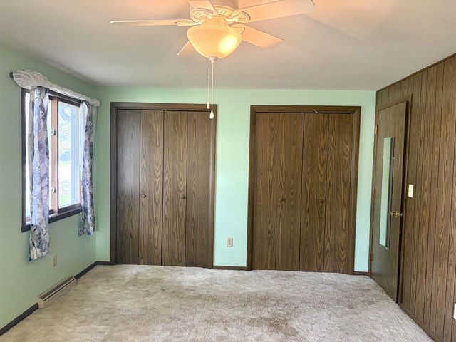 241 BUTTE DES MORTS DRIVE, Menasha, WI 54952