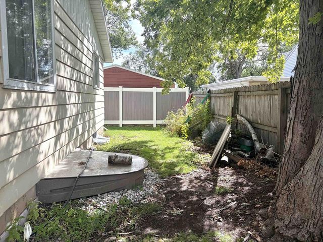 241 BUTTE DES MORTS DRIVE, Menasha, WI 54952