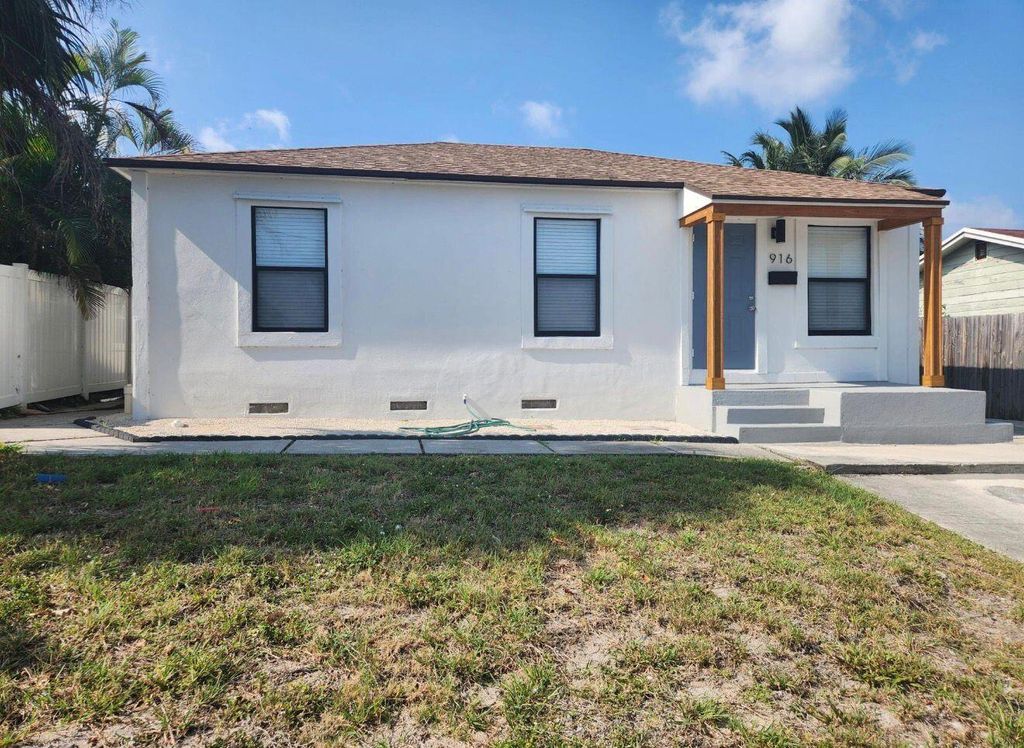 916 Francis Street, West Palm Beach, FL 33405