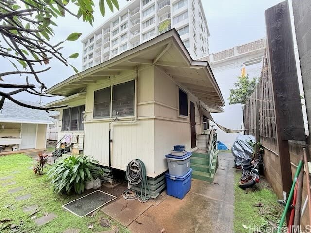 1119 Young Street, Honolulu, HI 96814