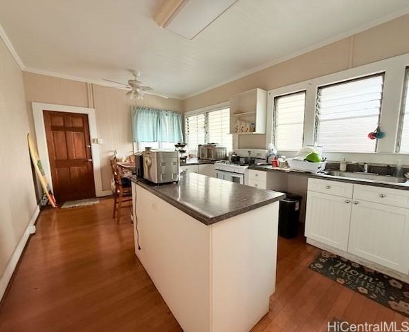 1119 Young Street, Honolulu, HI 96814